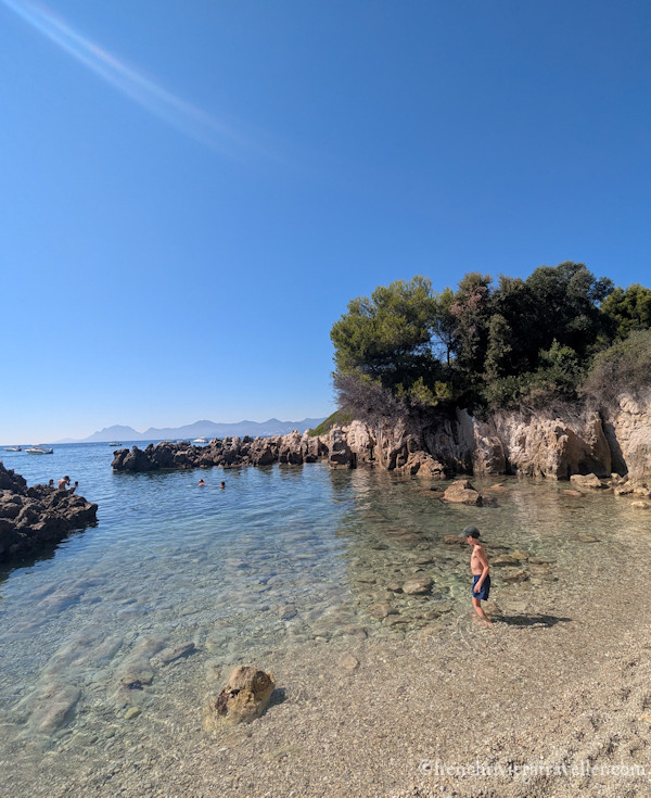 beach on Ile Honorat