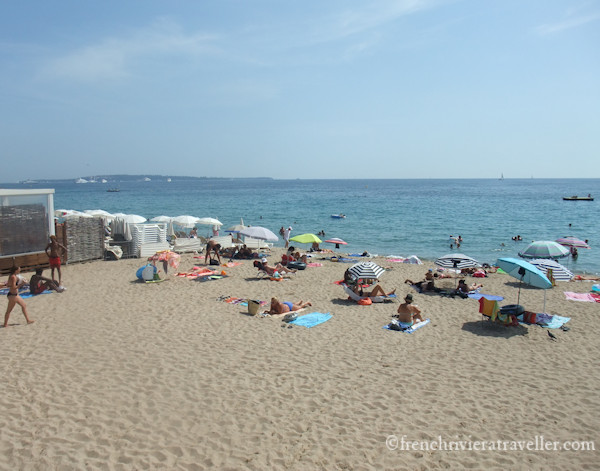 Public beach on Midi Plage