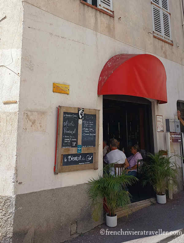 Cafe in Safranier, Antibes