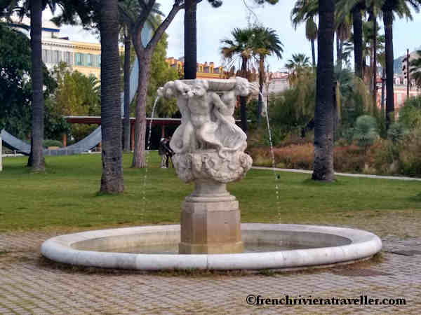Tritons Fountain, Parc Albert 1er