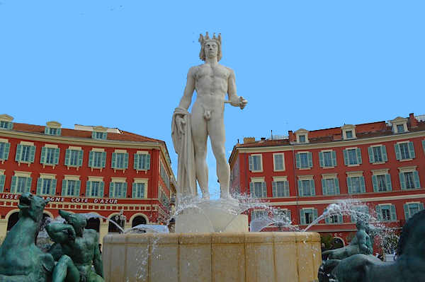 Apollo statue, Place Massena
