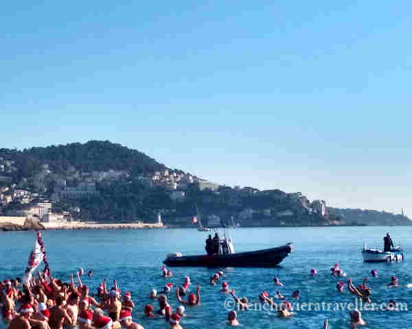 Bain de Noel, Nice