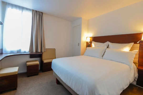 Hotel Monsigny double room