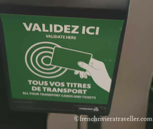 Validating machine on Nice's trams
